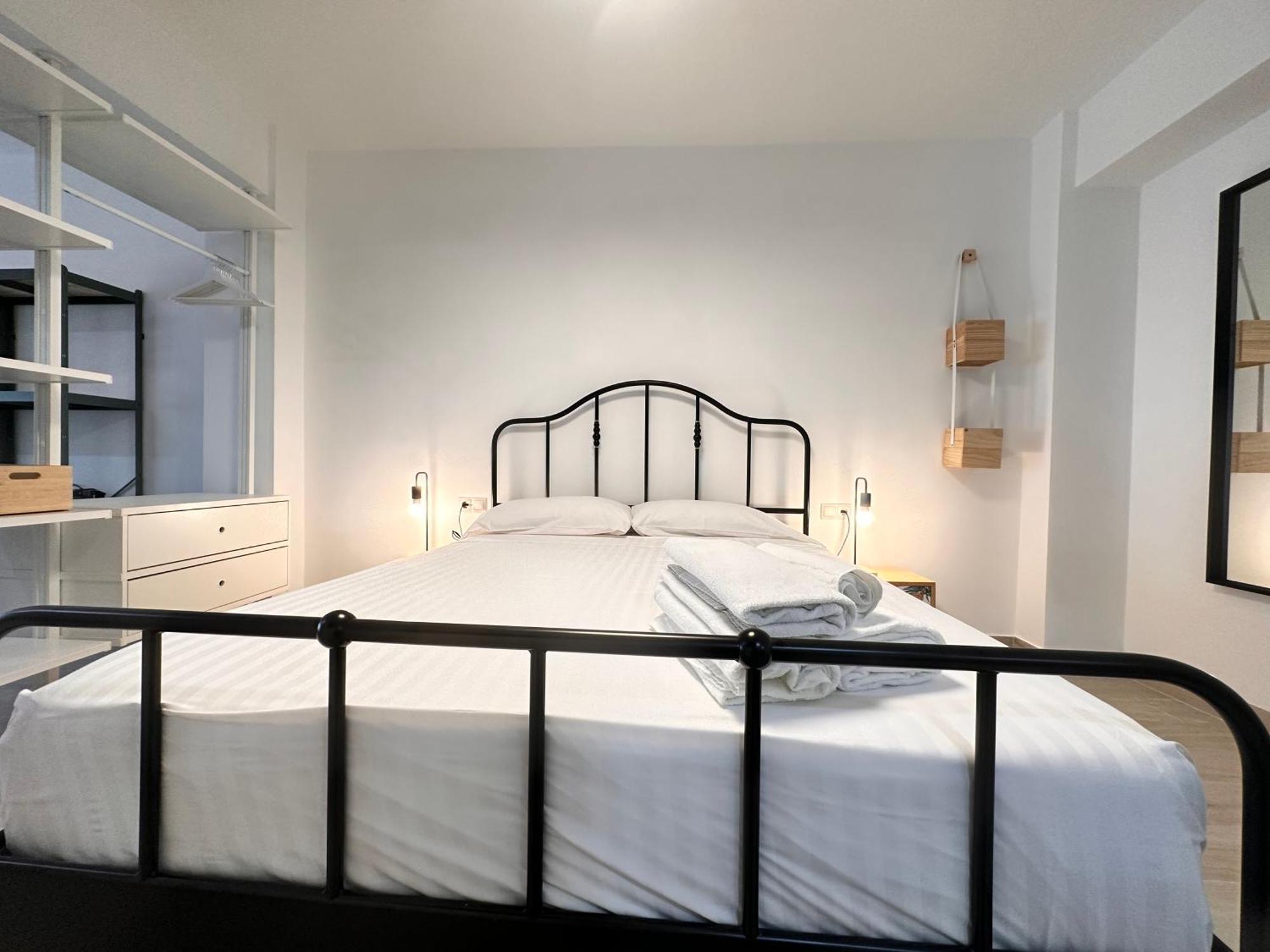 Appartement Alberola Industrial Style à Valence Extérieur photo